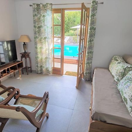 Le Jacaranda Du Guillaume Bed and Breakfast Le Guillaume Eksteriør billede